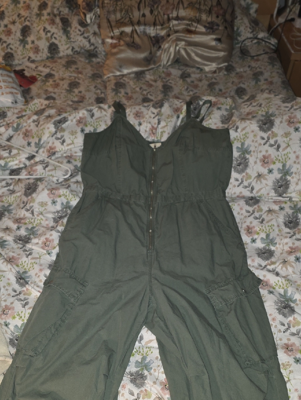 Universal Thread Olive Green Utility Romper with Cargo Pockets